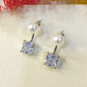 Chic Pearl Drop Earrings