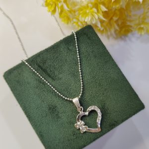Dainty Silver Heart Chain with Pendant – Minimalist & Elegant