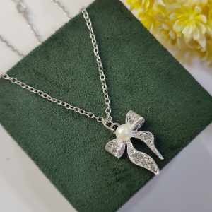Elegant Silver Bow Pendant Chain For Girls And Women