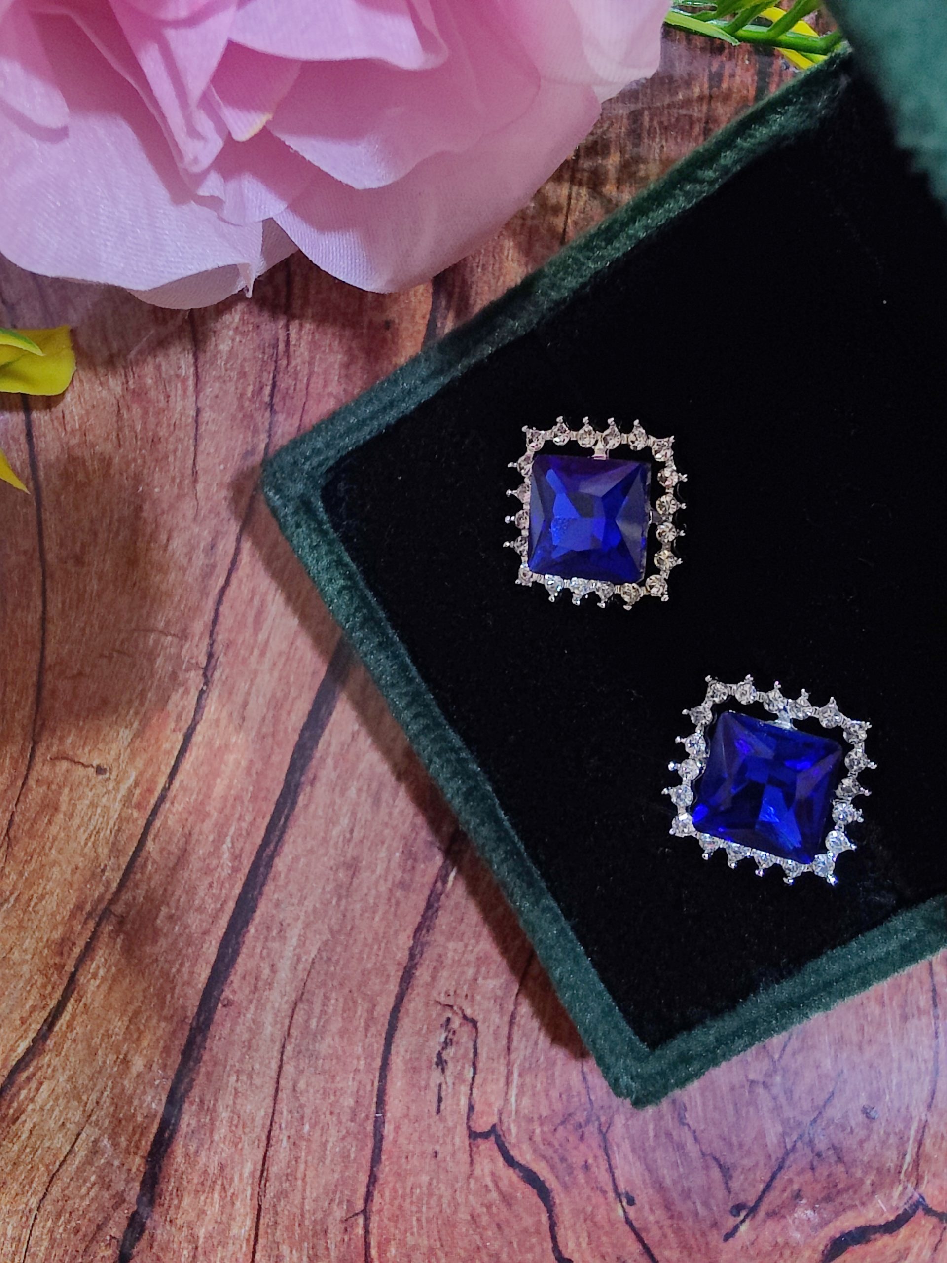 Unique 2 in 1 Style Korean Studs Come Drop Earrings - Image 3