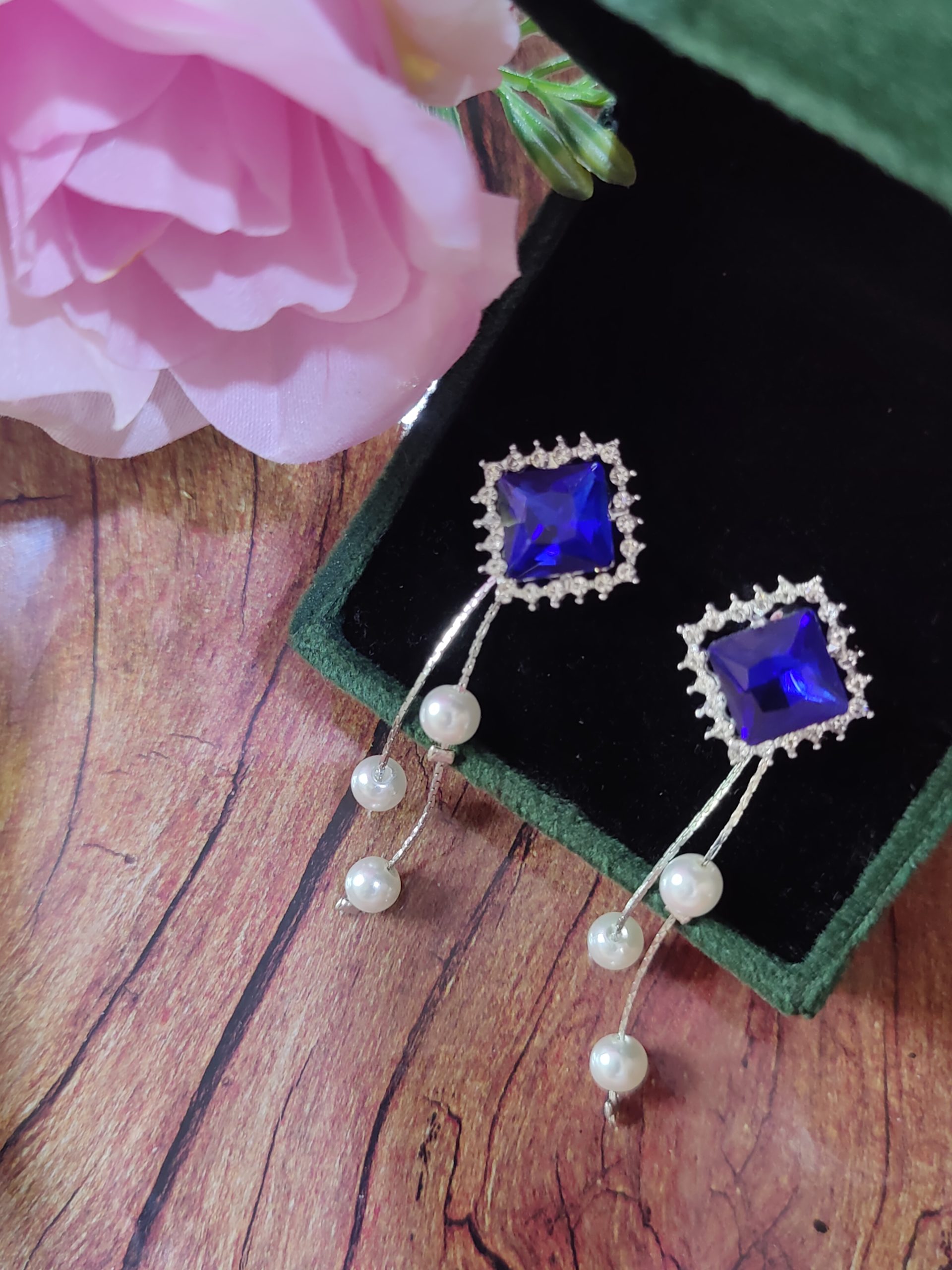 Unique 2 in 1 Style Korean Studs Come Drop Earrings - Image 4