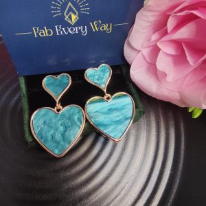 Mesmarizing Teal Green Dual Heart Statement Earrings With Marble Textured Detailing